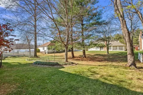 2411 Parkmoor Ct, Ballwin, MO 63021 photo 42