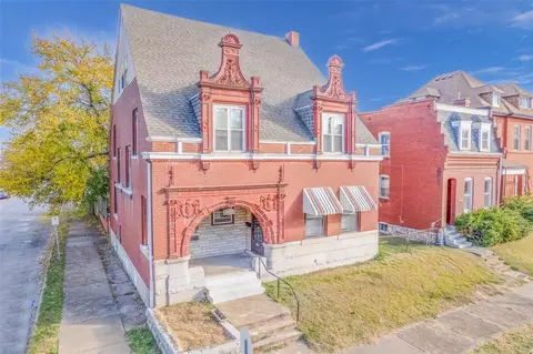 4000 Iowa Ave, Saint Louis, MO 63118
