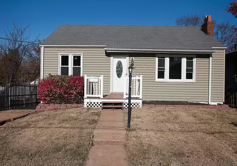 4611 Heidelberg Ave, Saint Louis, MO 63123
