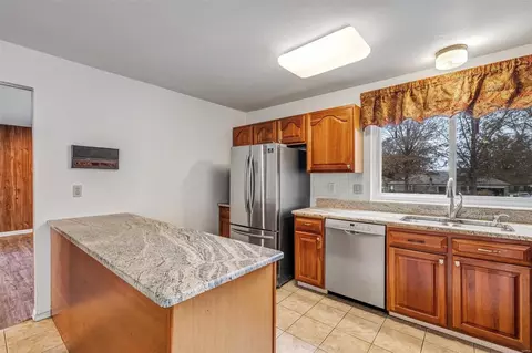 541 Princeway Ct, Manchester, MO 63011 photo 17