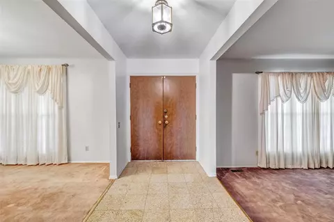 541 Princeway Ct, Manchester, MO 63011 photo 5