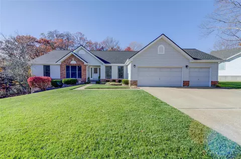 16118 Ridgewoods Manor Cir, Glencoe, MO 63038