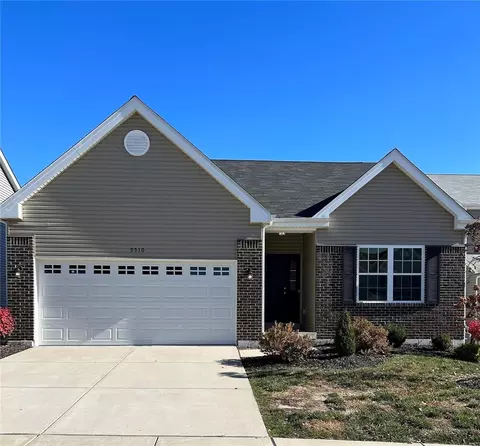 9510 Forman View Dr, Saint Louis, MO 63123