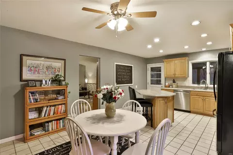 322 Algonquin Dr, Ballwin, MO 63011 photo 7
