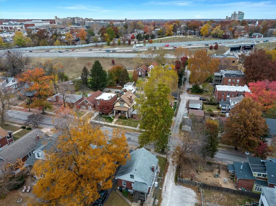  7016 Nashville Ave, Saint Louis, MO 63117 photo 5