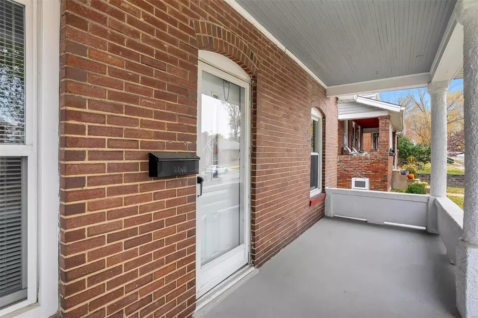  7016 Nashville Ave, Saint Louis, MO 63117 photo 6