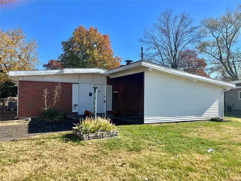 6610 Alder Ave, Saint Louis, MO 63134