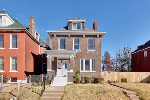 2911 Dodier St, Saint Louis, MO 63107
