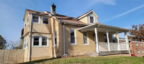 6023 Bermuda Dr, Saint Louis, MO 63135