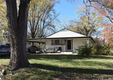 10539 Durness Dr, Saint Louis, MO 63137