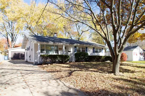 1675 Saint Catherine St, Florissant, MO 63033