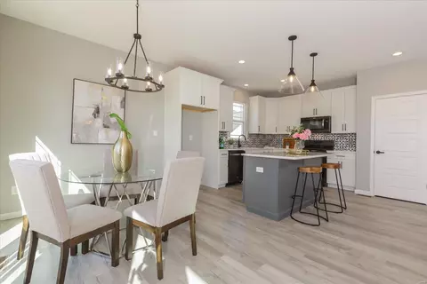 3 Denbrook Ter, Saint Charles, MO 63301 photo 5
