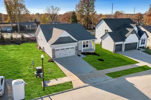 3 Denbrook Ter, Saint Charles, MO 63301 photo 2