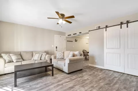 101 Towne Square Ct #G, Eureka, MO 63025 photo 11