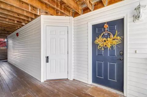 101 Towne Square Ct #G, Eureka, MO 63025 photo 3
