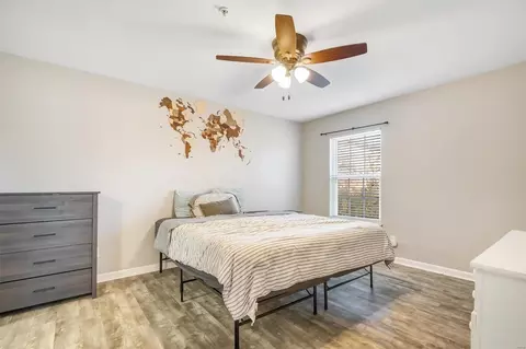 101 Towne Square Ct #G, Eureka, MO 63025 photo 13