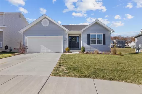 221 Brookview Way Ct, O'fallon, MO 63366