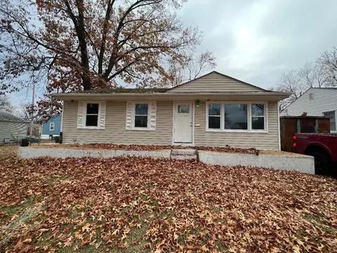 3609 Saint Sebastian Ln, Saint Ann, MO 63074