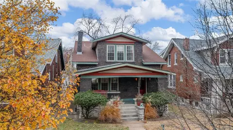 5715 S Grand Blvd, Saint Louis, MO 63111