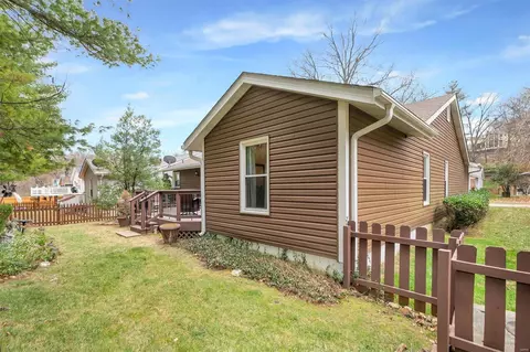 1254 Weatherton Pl, Ballwin, MO 63021 photo 31