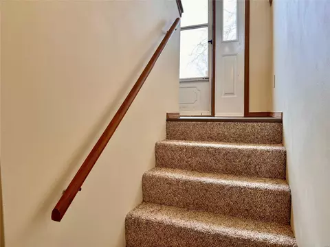 Entry Way - 514 Merribrook Ln, O'fallon, MO 63368 photo 3 of 3