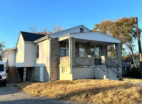 225 Courtland Ave, Saint Louis, MO 63125