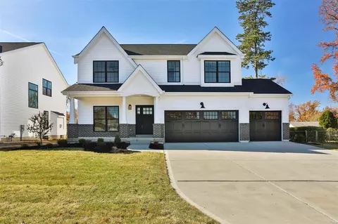 1365 Craig Rd, Saint Louis, MO 63146