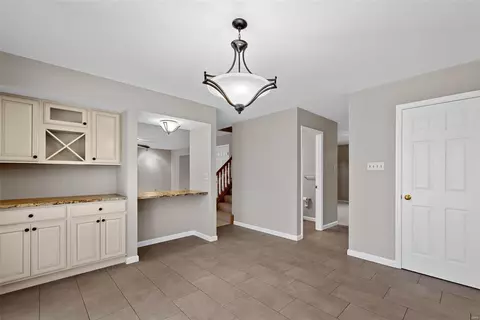 723 Charleston Oaks Dr, Ballwin, MO 63021 photo 15