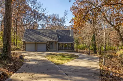 2247 Flint Hill Dr, Wentzville, MO 63385