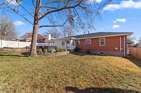 9625 Labette Dr, Affton, MO 63123 photo 29