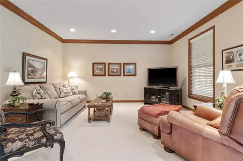 708 Castle Ridge Dr, Ballwin, MO 63021 photo 30