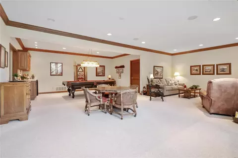 708 Castle Ridge Dr, Ballwin, MO 63021 photo 29