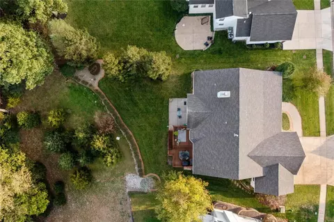 708 Castle Ridge Dr, Ballwin, MO 63021 photo 44