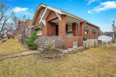 Exterior - 5318 Devonshire Ave, Saint Louis, MO 63109 photo 3 of 9