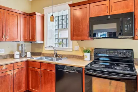 Kitchen - 5318 Devonshire Ave, Saint Louis, MO 63109 photo 3 of 3