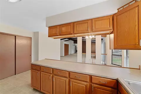 1503 W Field Ave, Ellisville, MO 63011 photo 15