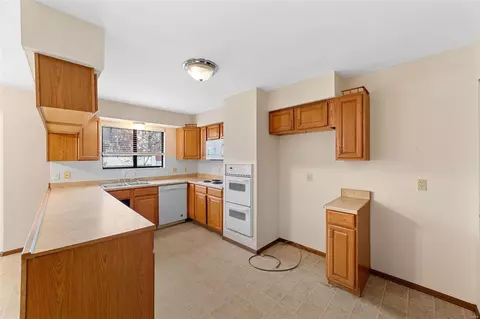 1503 W Field Ave, Ellisville, MO 63011 photo 4