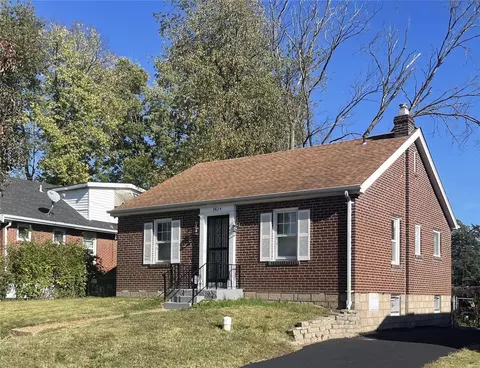 Undisclosed, Saint Louis, MO 63121