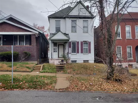 835 Mc Laran, Saint Louis, MO 63147