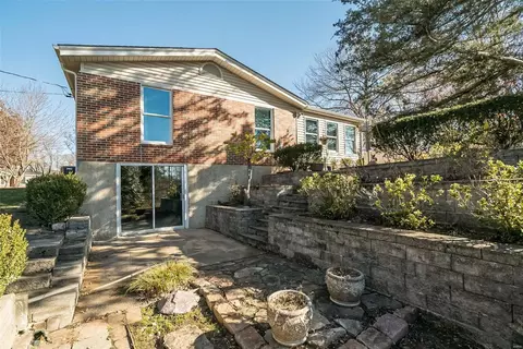 401 Devon Ct, Ballwin, MO 63011 photo 55