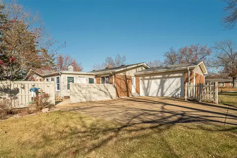 401 Devon Ct, Ballwin, MO 63011 photo 57