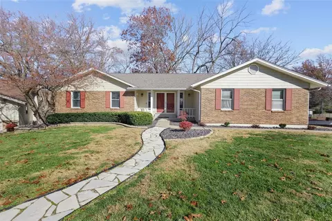 1 Stoneway Ct, Saint Charles, MO 63303