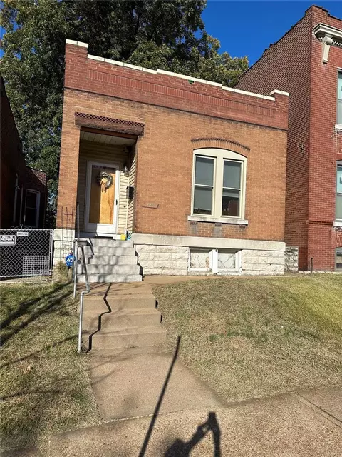 3213 Mount Pleasant St, Saint Louis, MO 63111
