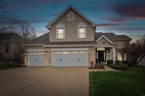 7626 River Walk Ct, Saint Louis, MO 63129