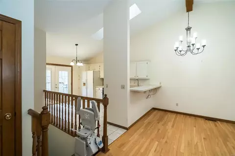 1322 Stone Run Dr, Ballwin, MO 63021 photo 13