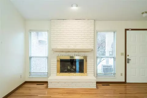 1322 Stone Run Dr, Ballwin, MO 63021 photo 4