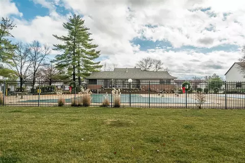 1322 Stone Run Dr, Ballwin, MO 63021 photo 48