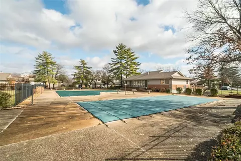 1322 Stone Run Dr, Ballwin, MO 63021 photo 46