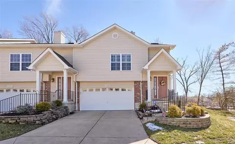 16155 Lea Oak Ct, Chesterfield, MO 63017