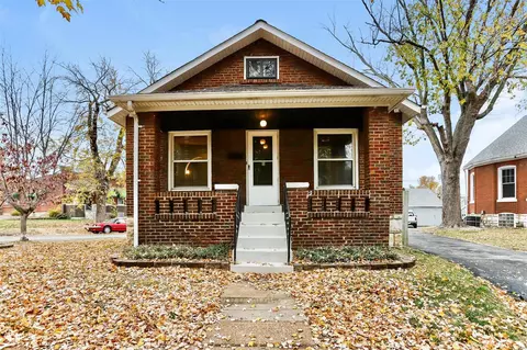 4922 Schollmeyer Ave, Saint Louis, MO 63109